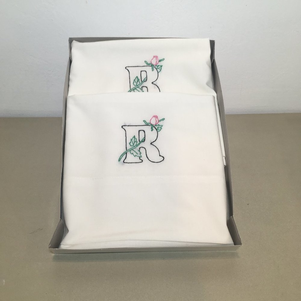 Hand Embroidered Monogram Letter “R” - Picture 2 of 2